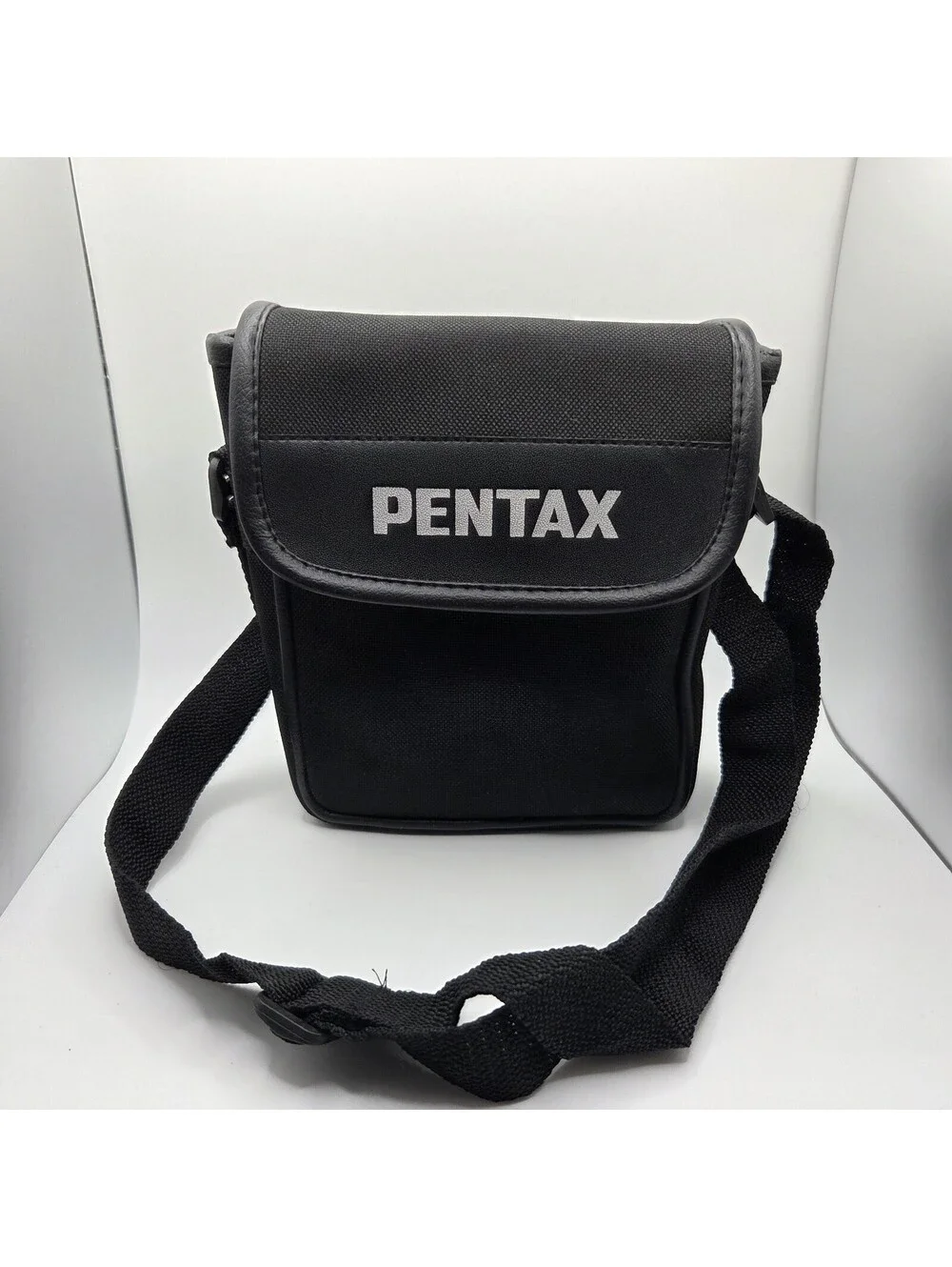 Binoculars Pentax Gameseeker 10x42 Waterproof - Trophy Hunters Association